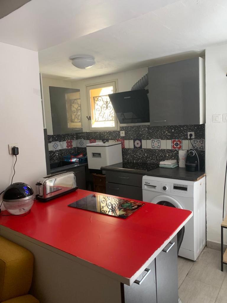 Le First Apartment Grasse Ngoại thất bức ảnh